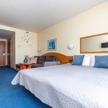 Alkos Namu Apartamentai Паланга Екстериор снимка