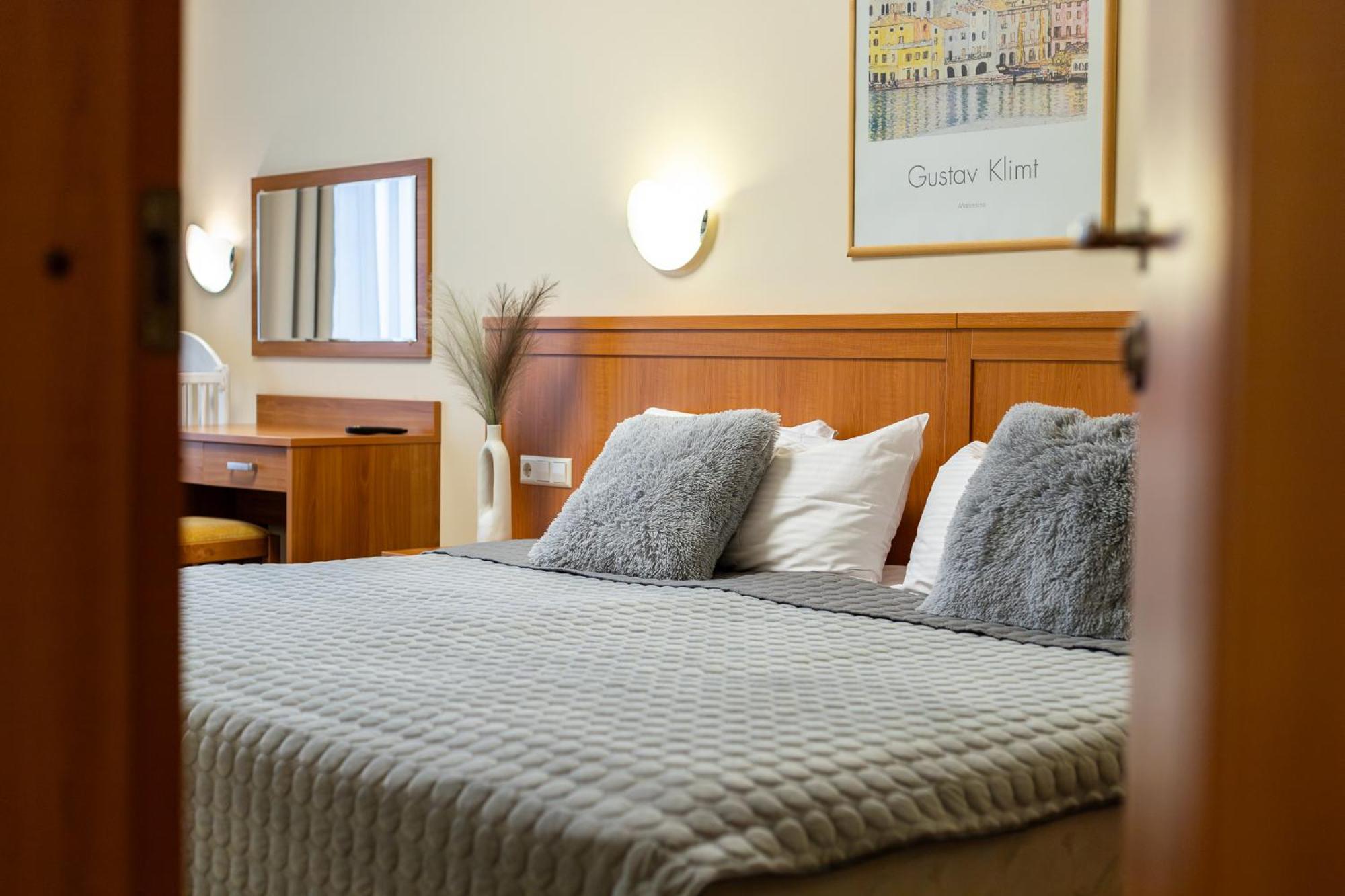 Alkos Namu Apartamentai Паланга Екстериор снимка