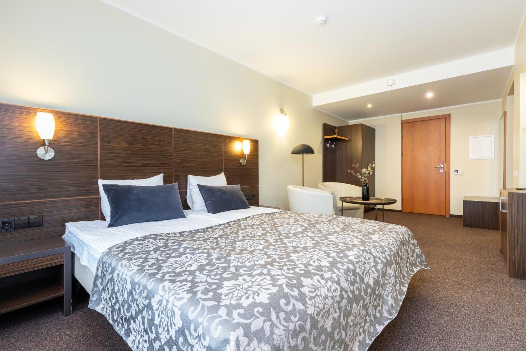 Alkos Namu Apartamentai Паланга Екстериор снимка