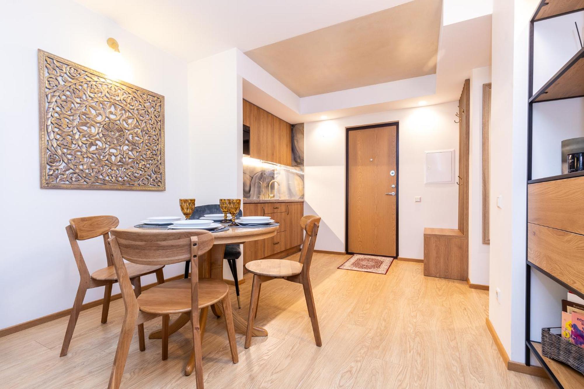 Alkos Namu Apartamentai Паланга Екстериор снимка