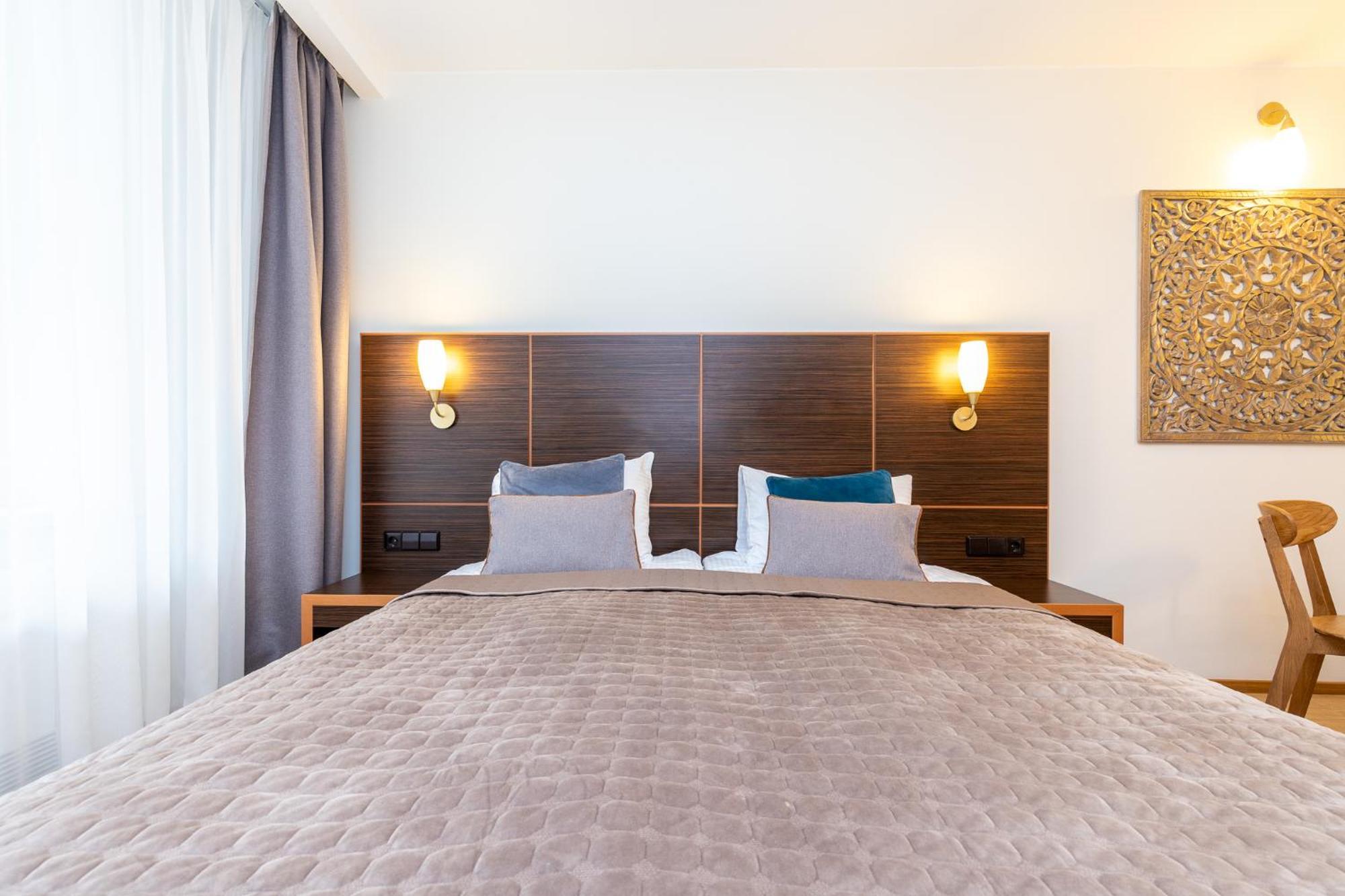 Alkos Namu Apartamentai Паланга Екстериор снимка