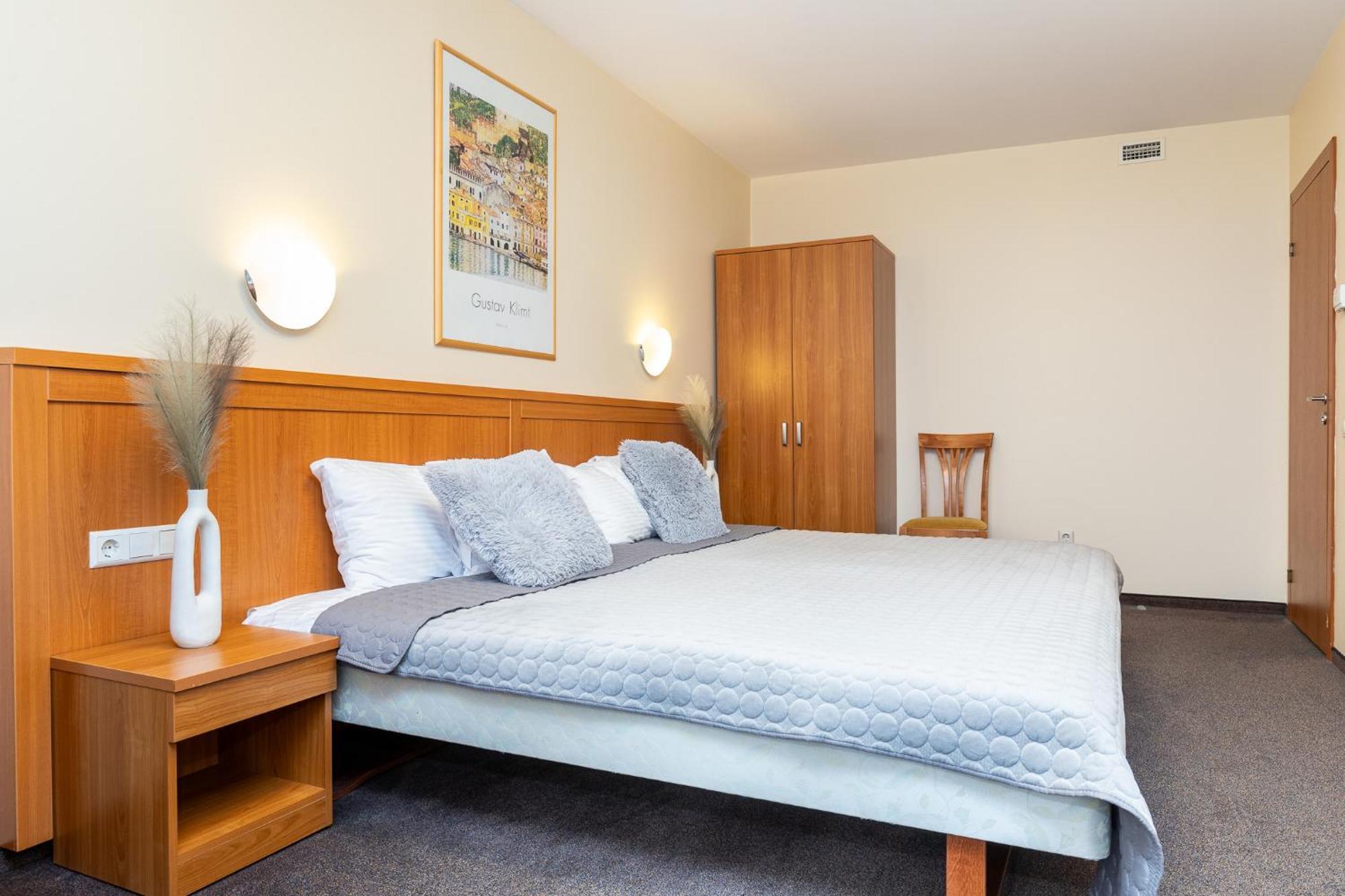 Alkos Namu Apartamentai Паланга Екстериор снимка