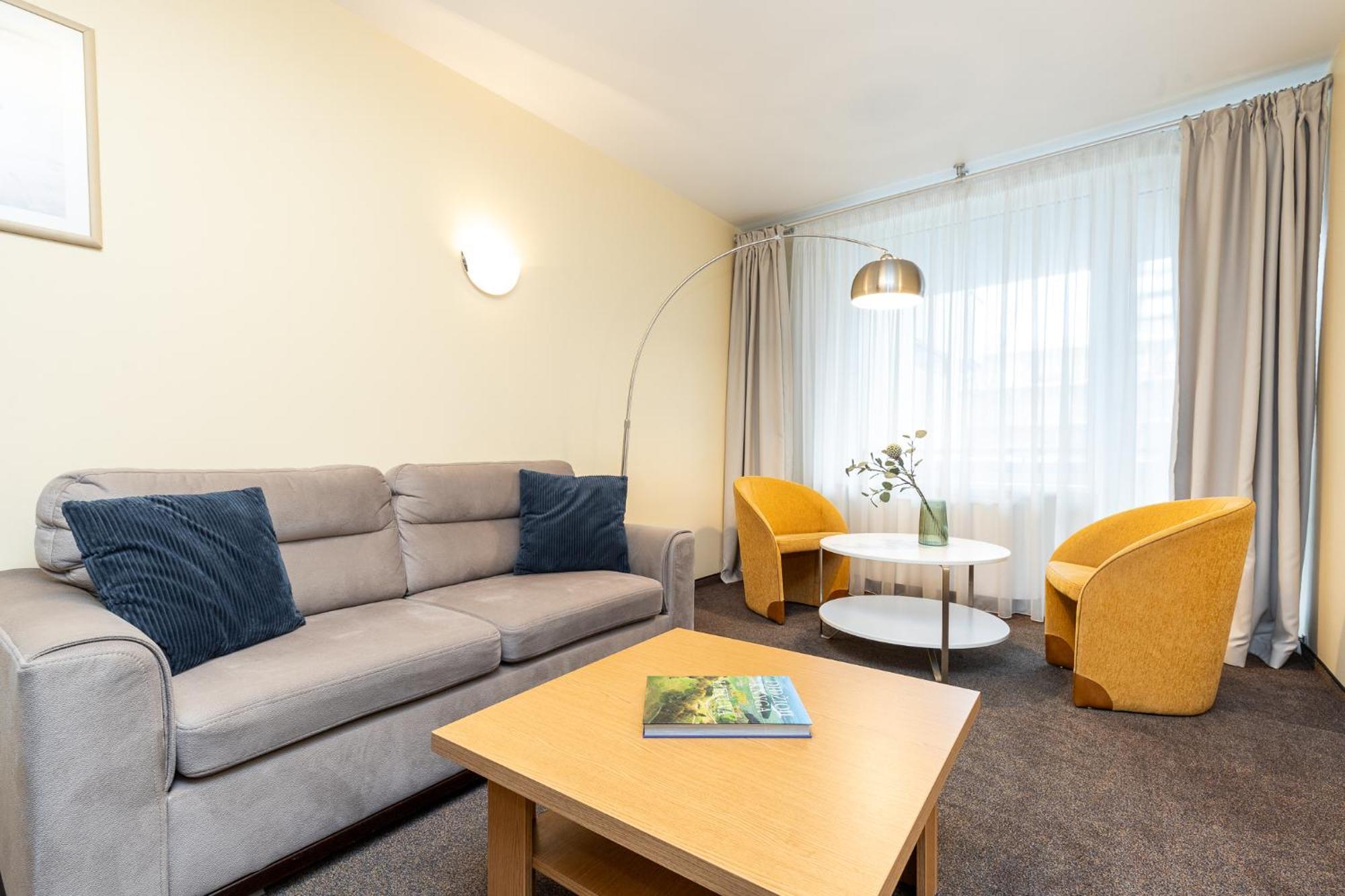 Alkos Namu Apartamentai Паланга Екстериор снимка