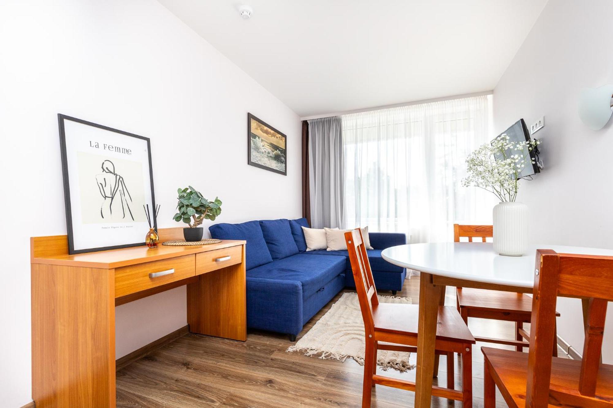 Alkos Namu Apartamentai Паланга Екстериор снимка