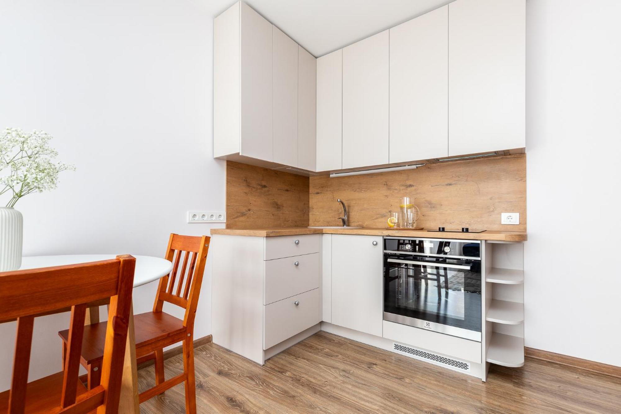 Alkos Namu Apartamentai Паланга Екстериор снимка
