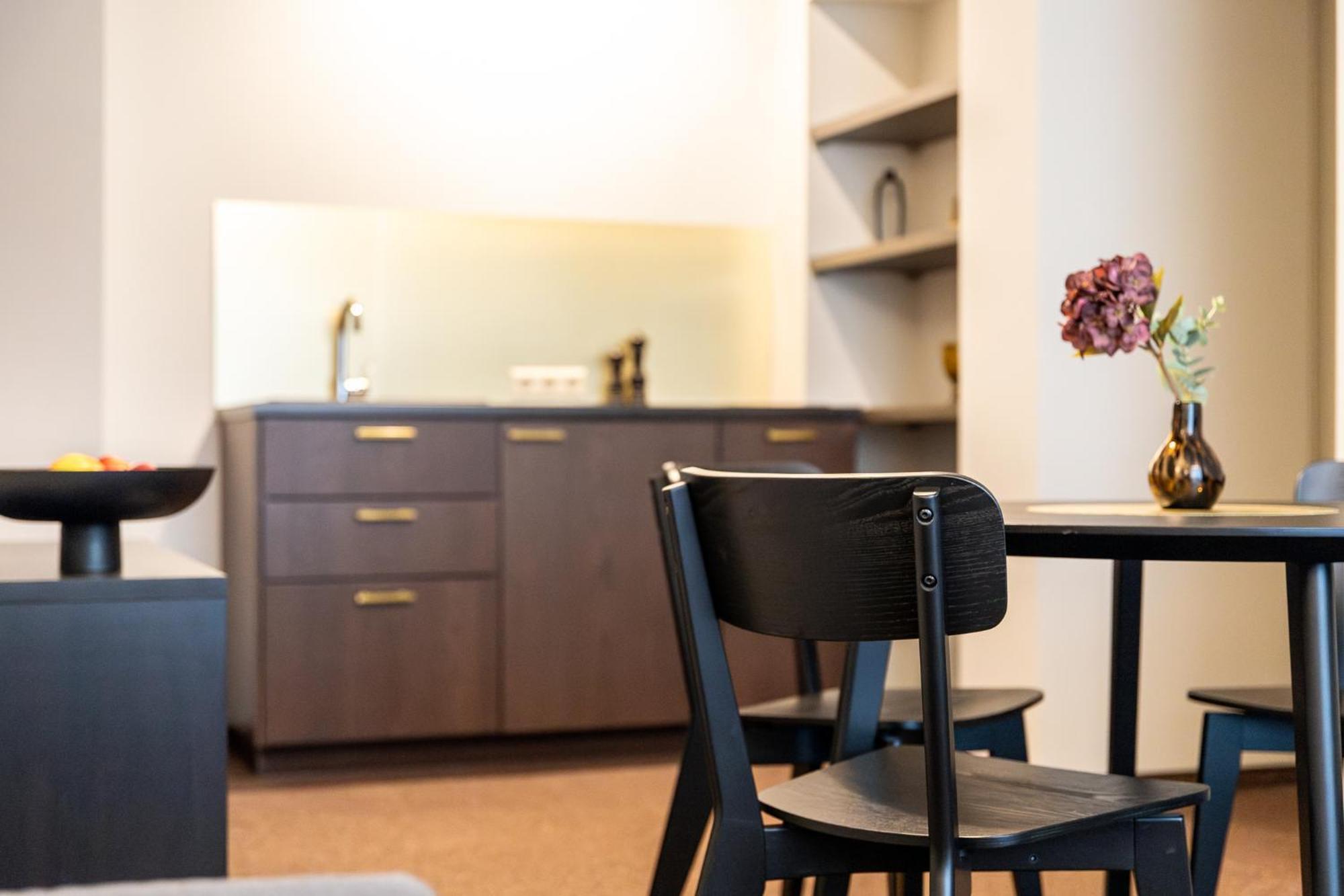 Alkos Namu Apartamentai Паланга Екстериор снимка